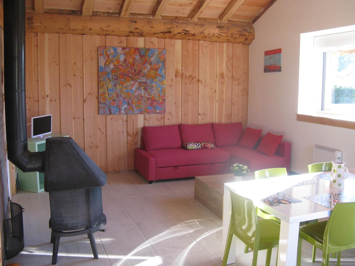 Chambre D'Hotes Chez Karine Et Roland Le Fied ห้อง รูปภาพ